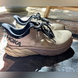 Hoka Sneakers